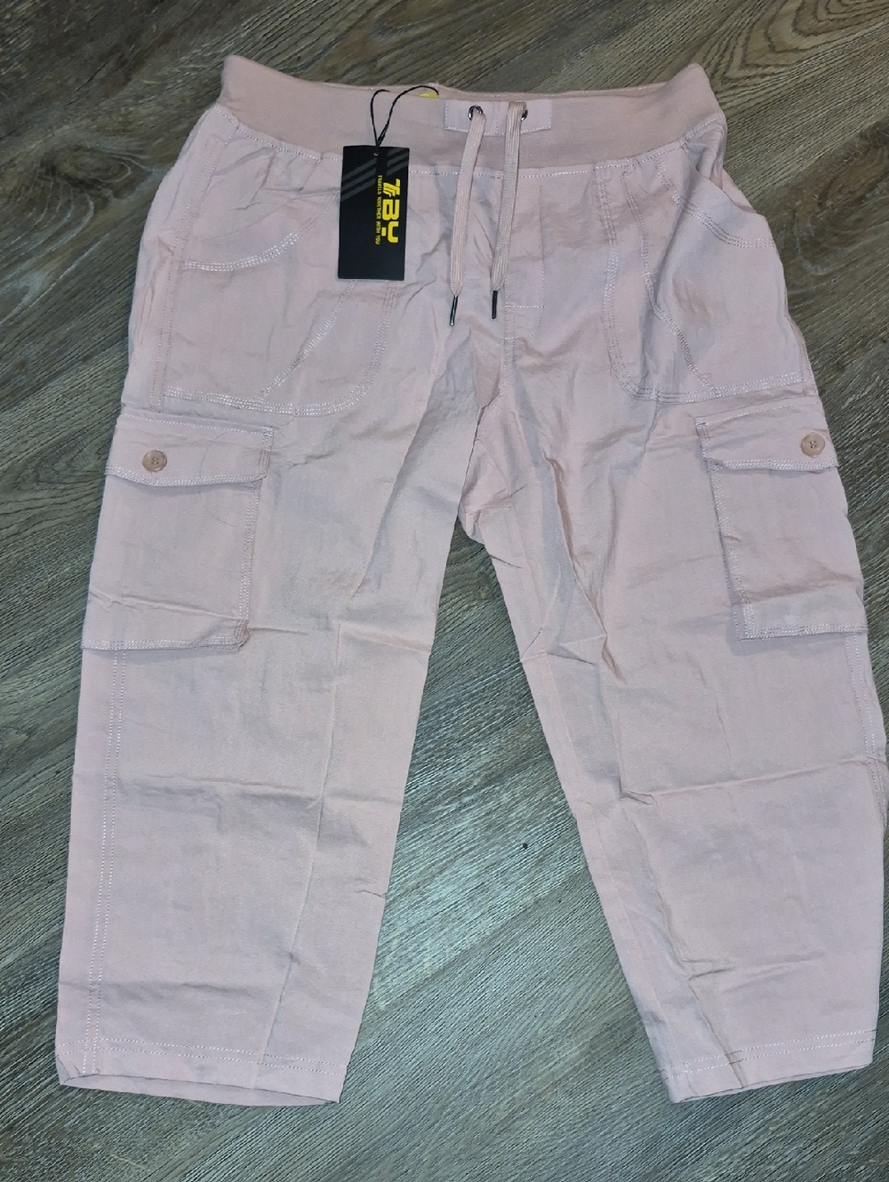 Womens Cargo Capri Pants - Light Pink Size Large Nwt